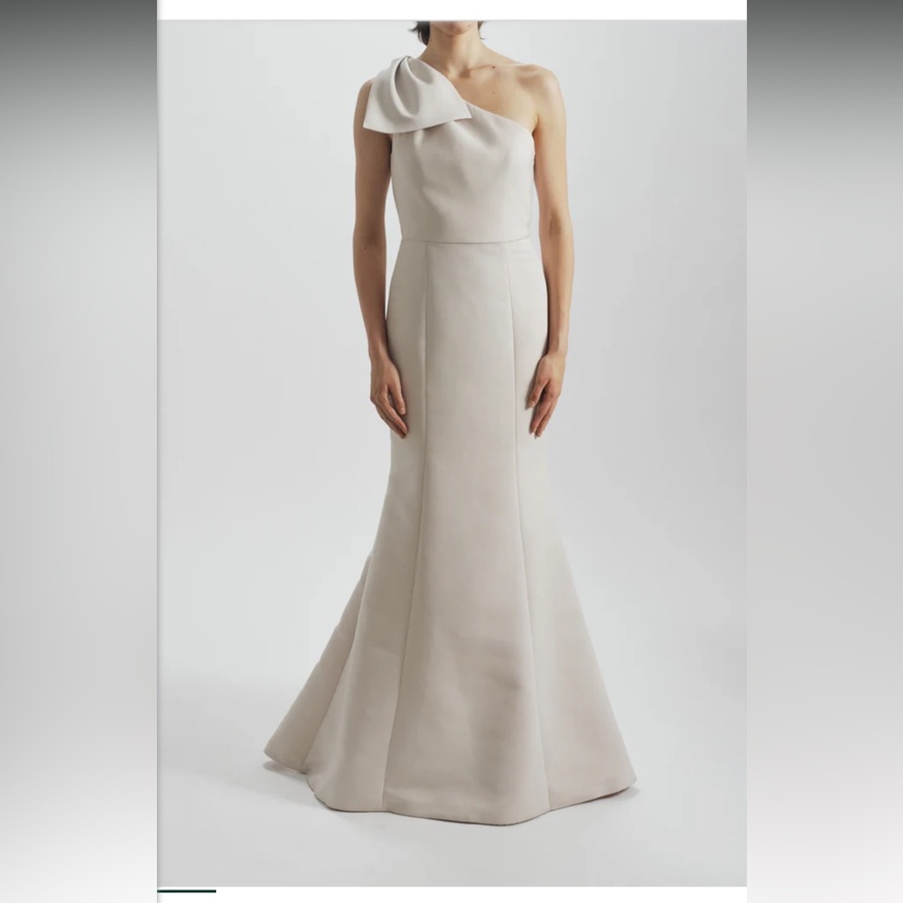 Amsale Sierra gown size 14- NOT altered